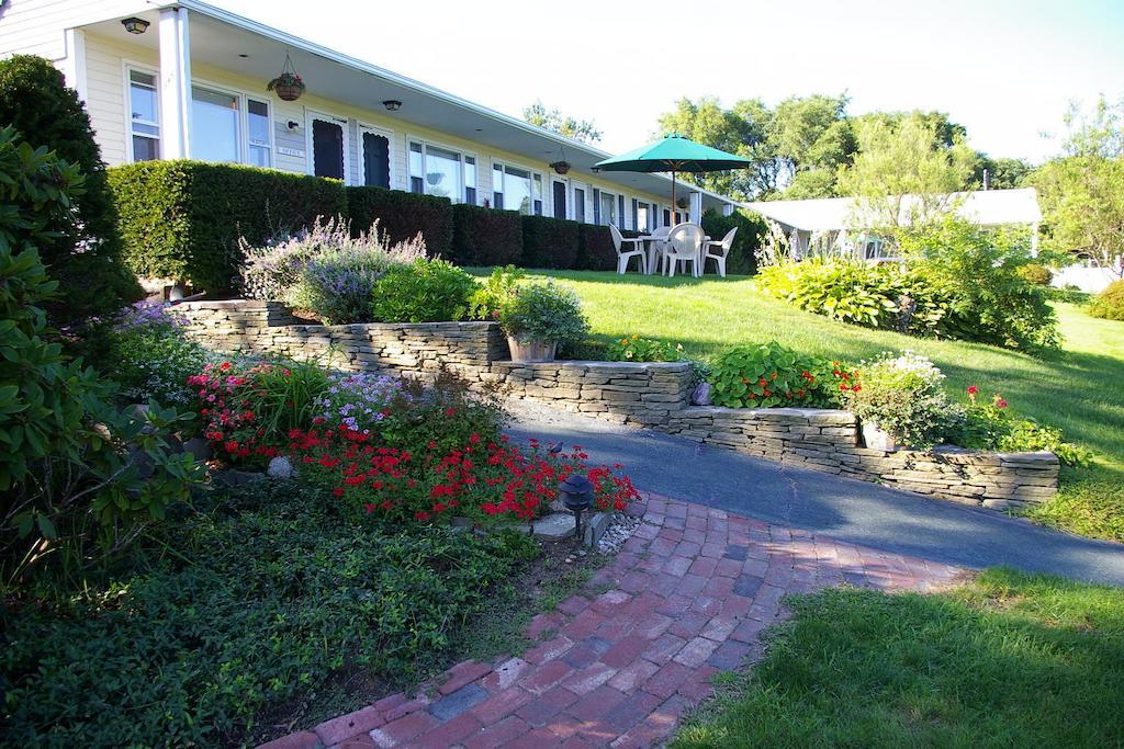 Chatham Highlander Village Inn Exterior photo